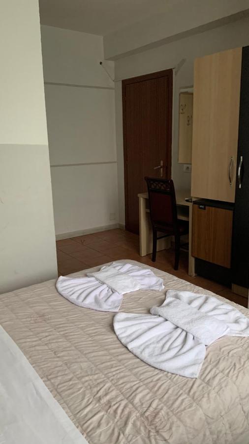 Guest House De Rada Tirana Exterior photo
