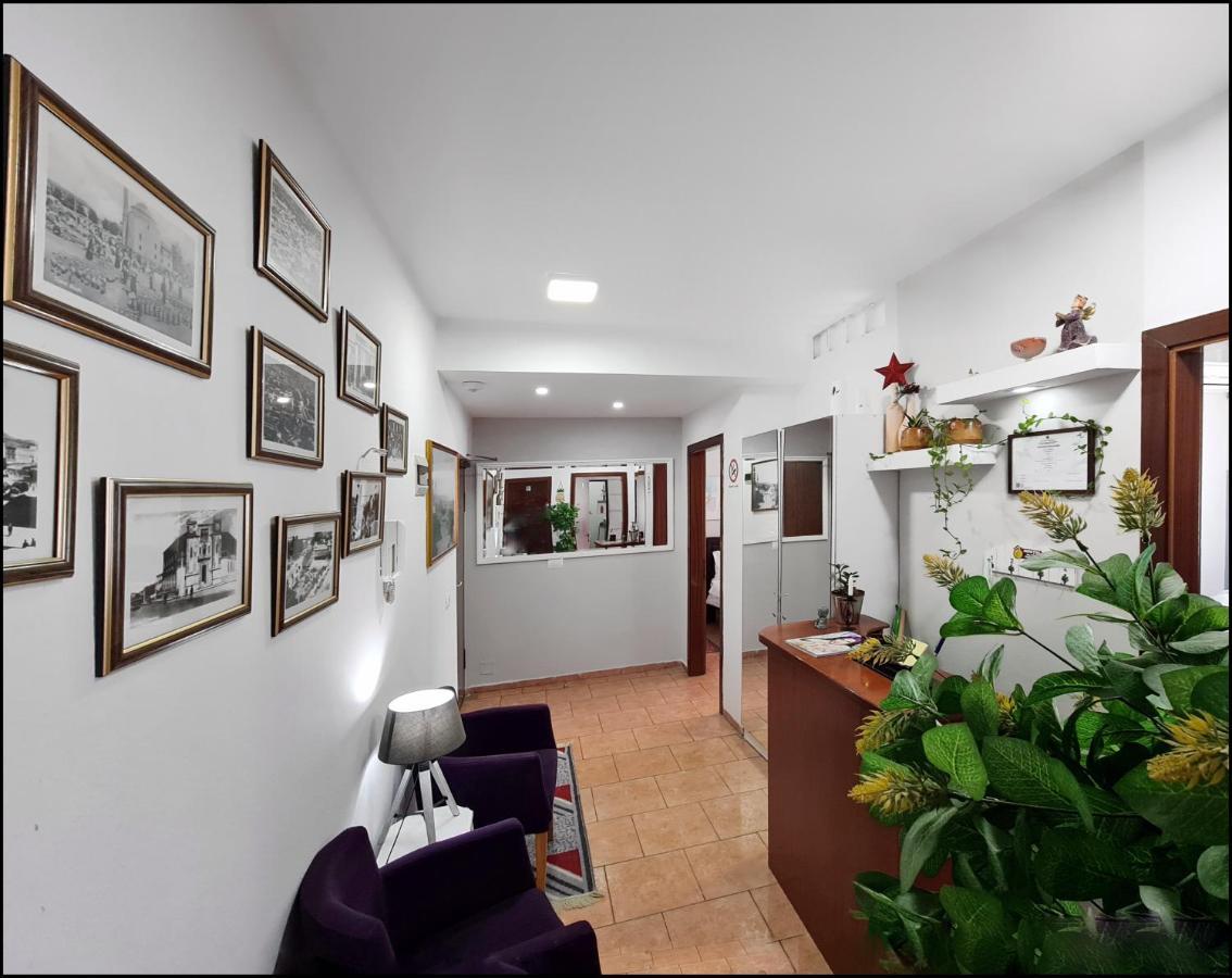 Guest House De Rada Tirana Exterior photo