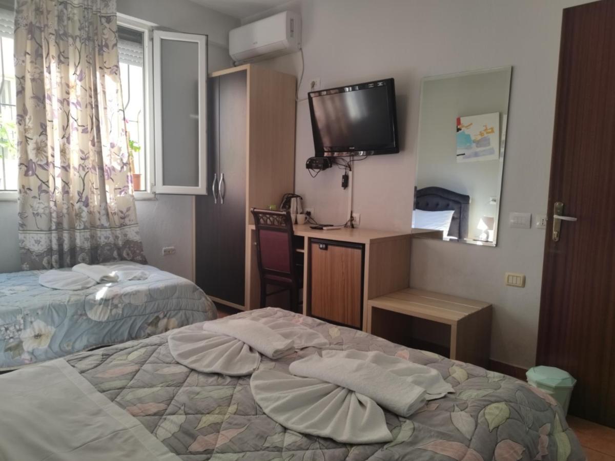Guest House De Rada Tirana Exterior photo